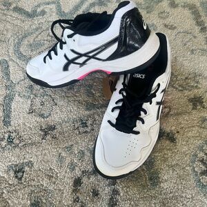 ASICS Gel- Dedicate 7 Women's White and Black Sneakers Size 9 NWT